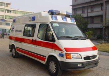 楚雄市救护车租赁